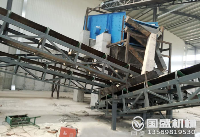 槽型香蕉福利视频图片
